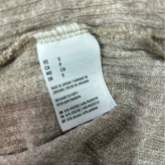 American Eagle Ribbed Oversized Tan Boxy Pocket T-Shirt Size Small - Picture 10 of 13